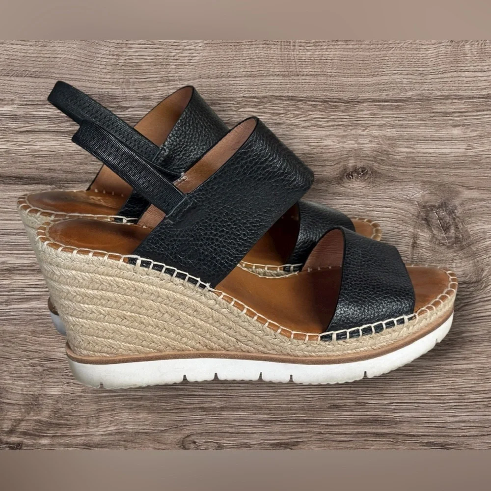 EUC by Kenneth Cole Elyssa Platform Wedge Sandal (Women) SZ 10